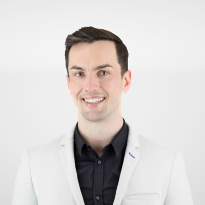 Dr Brett Slarks